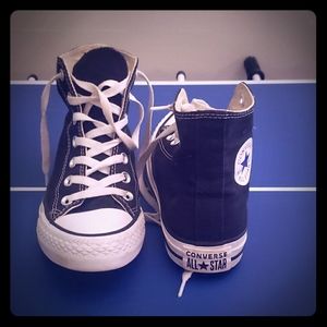 Black high top converse